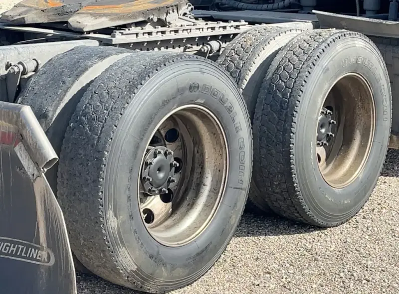 2023 Freightliner Cascadia photo 46