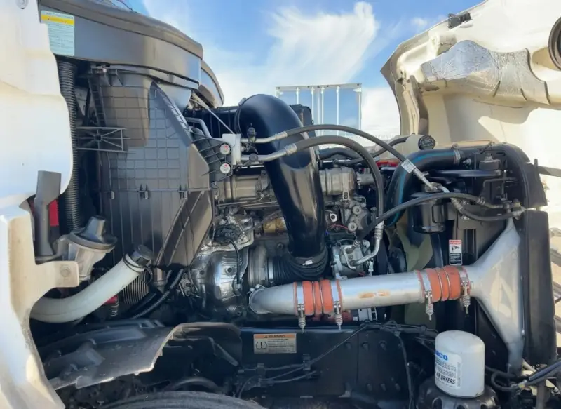 2023 Freightliner Cascadia photo 35