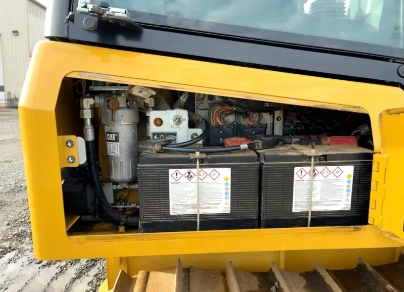 2023 Caterpillar D3 LGP Crawler photo 39