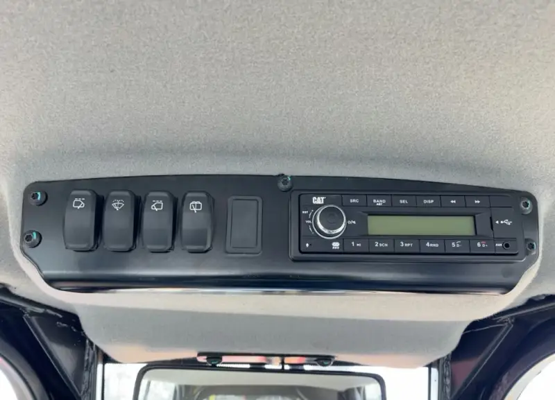 2023 Caterpillar D3 LGP Crawler photo 23