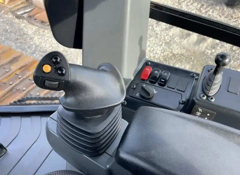 2023 Caterpillar D3 LGP Crawler photo 18