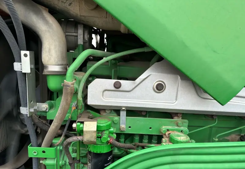 2010 John Deere 7330 photo 48