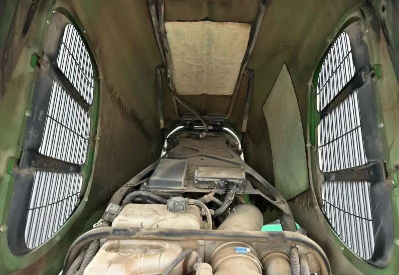 2010 John Deere 7330 photo 45