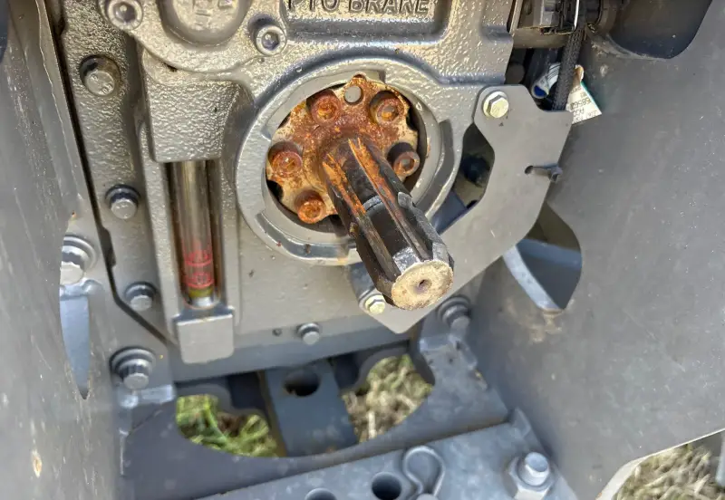 2023 Massey Ferguson 5711 Dyna-4 photo 29