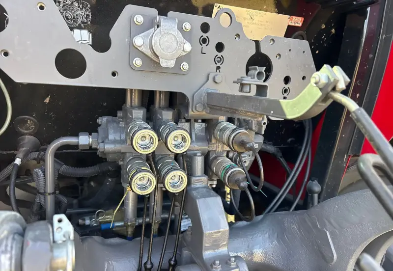 2023 Massey Ferguson 5711 Dyna-4 photo 26