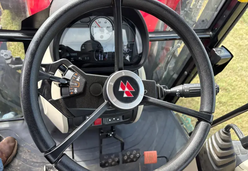 2023 Massey Ferguson 5711 Dyna-4 photo 40