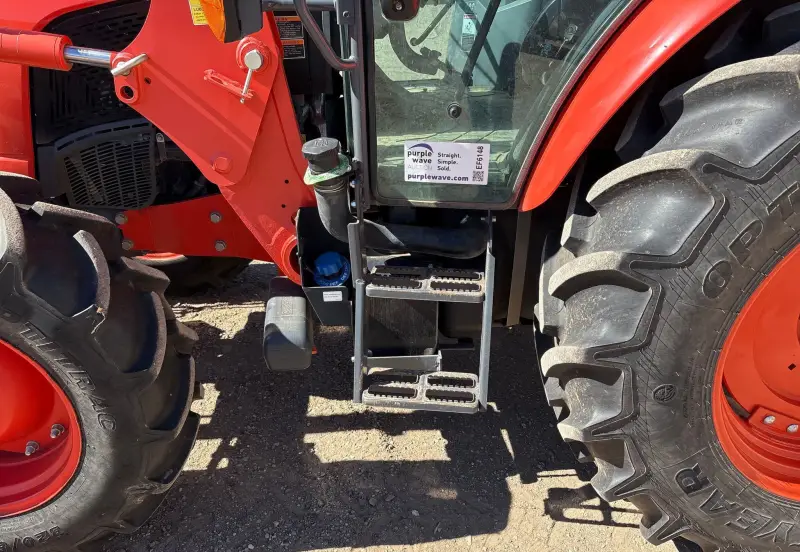 2022 Kubota M5-111D photo 30