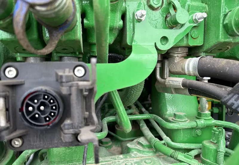 2022 John Deere 6155M photo 33