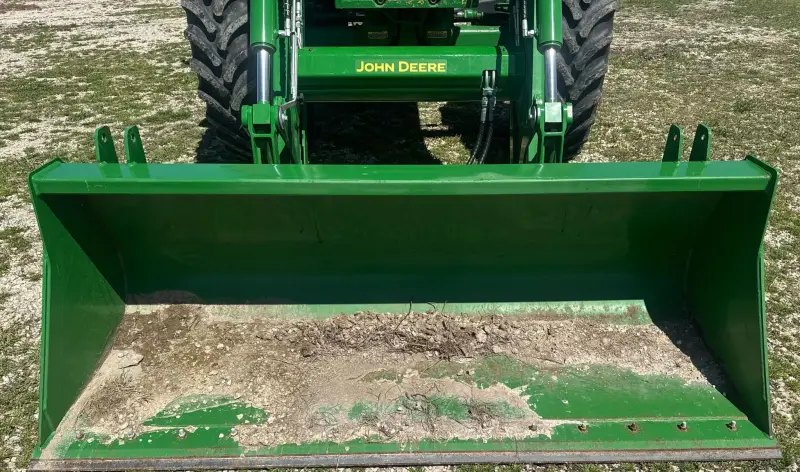 2014 John Deere 6190R photo 9