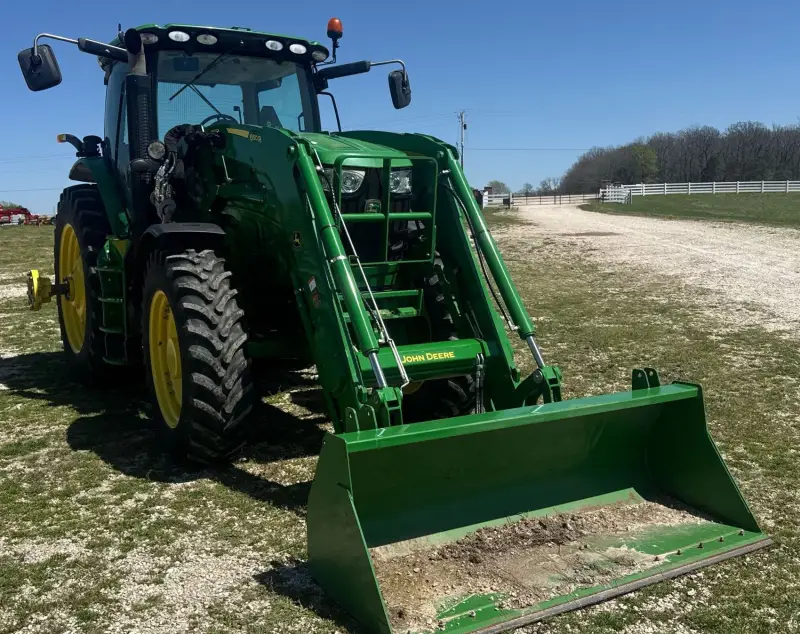 2014 John Deere 6190R photo 3