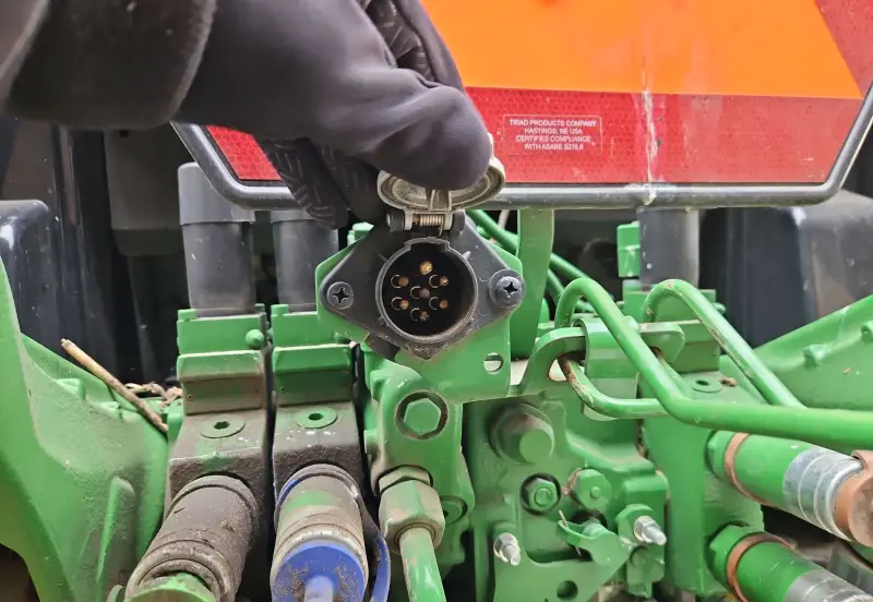 2022 John Deere 6130M photo 12