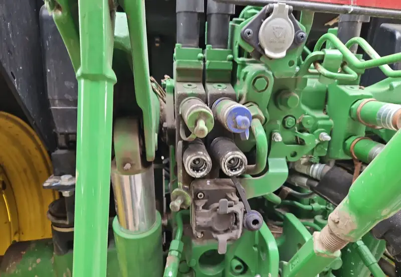 2022 John Deere 6130M photo 11