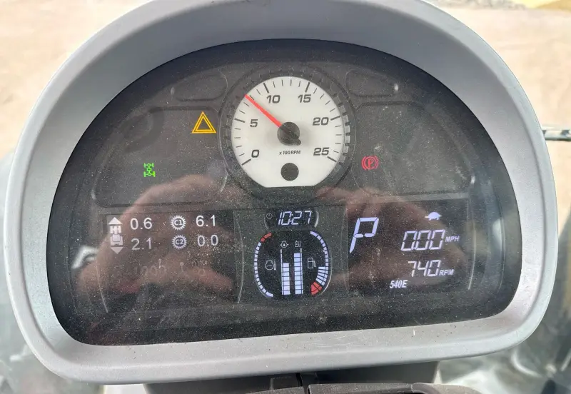 2016 Challenger MT675E photo 30