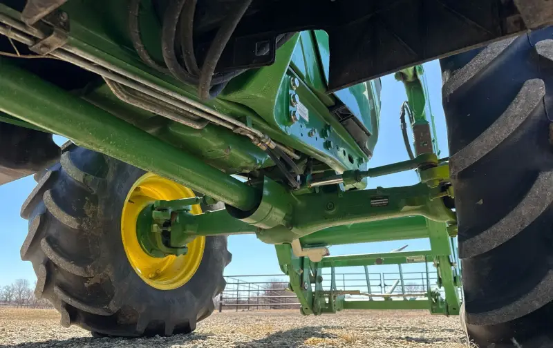 2013 John Deere 6125M photo 27