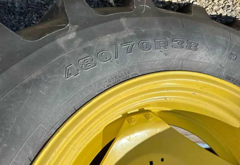 2013 John Deere 6125M photo 53