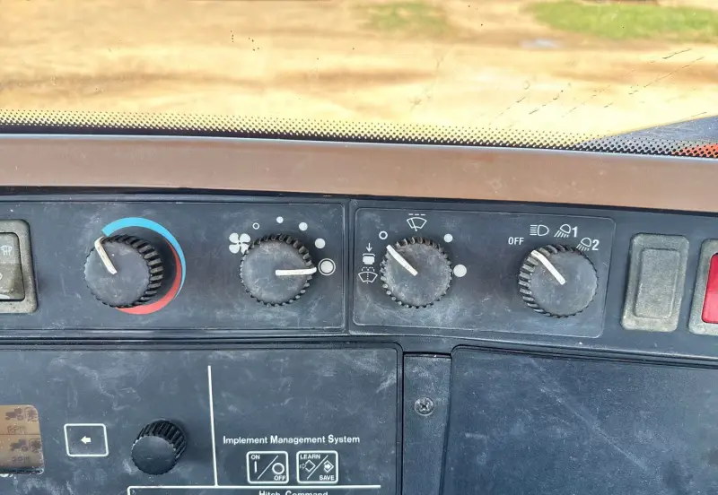 2005 John Deere 7820 photo 42