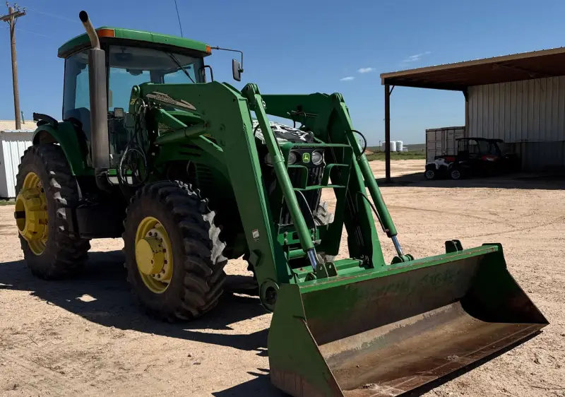2005 John Deere 7820 photo 3
