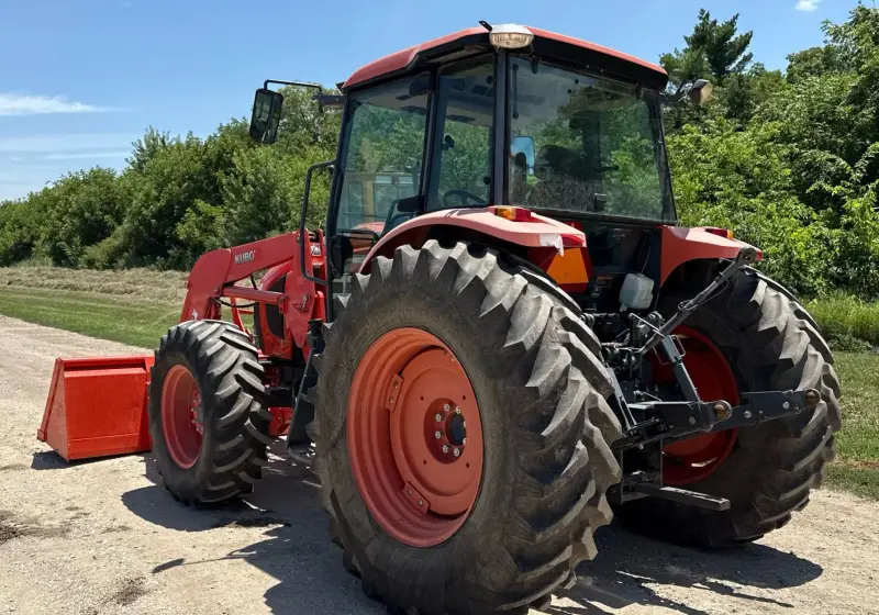 2017 Kubota M6S-111 photo 7