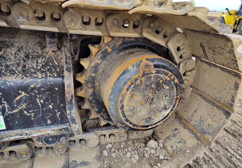 2023 Caterpillar 352 photo 78