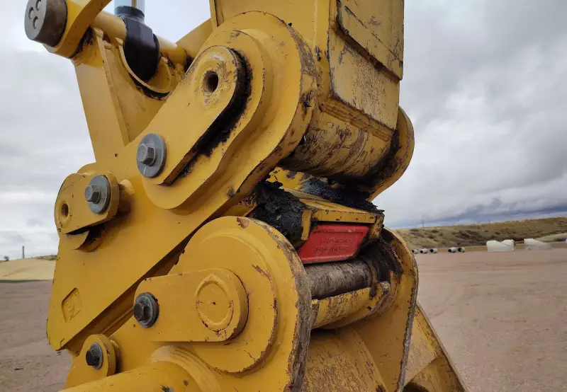 2023 Caterpillar 352 photo 25