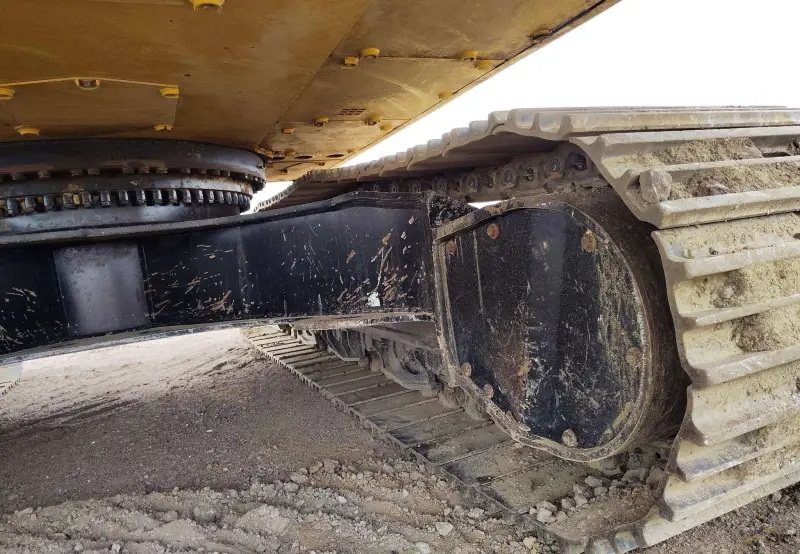 2023 Caterpillar 352 photo 100