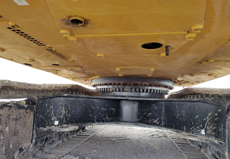 2023 Caterpillar 352 photo 43