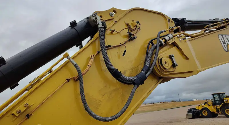 2023 Caterpillar 352 photo 34