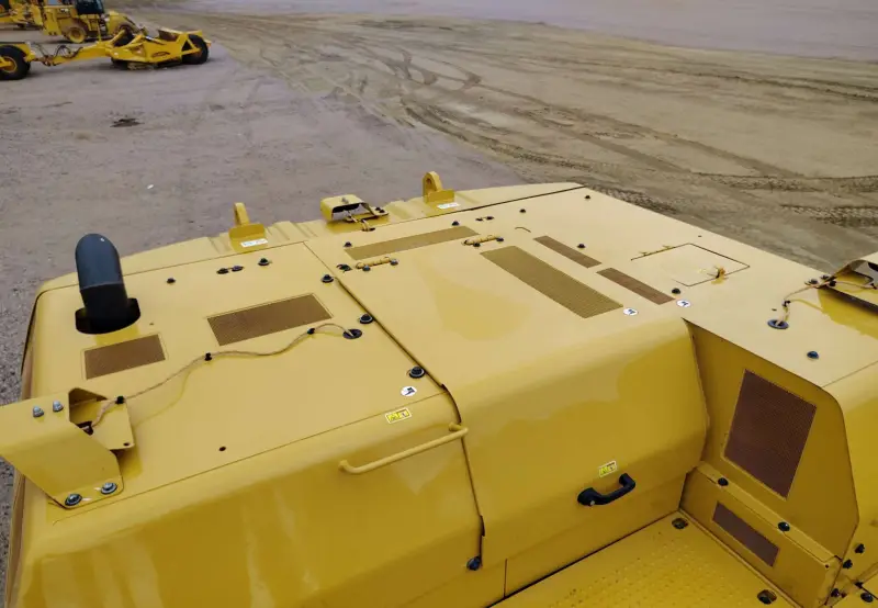 2023 Caterpillar 352 photo 65