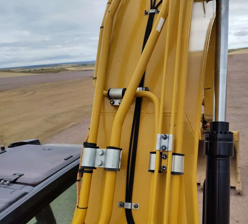 2023 Caterpillar 352 photo 14