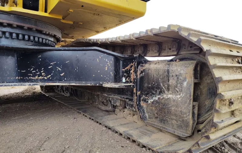 2023 Caterpillar 352 photo 87