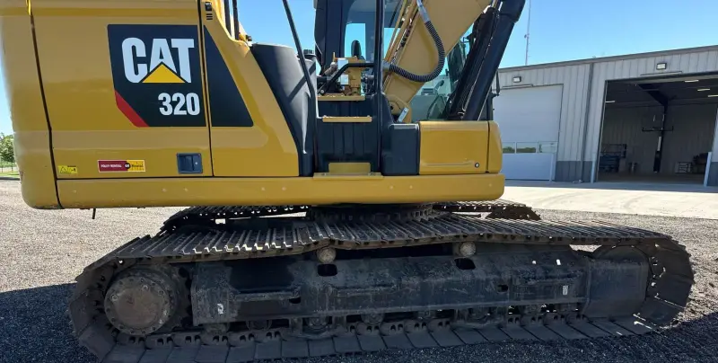 2018 Caterpillar 320 photo 53