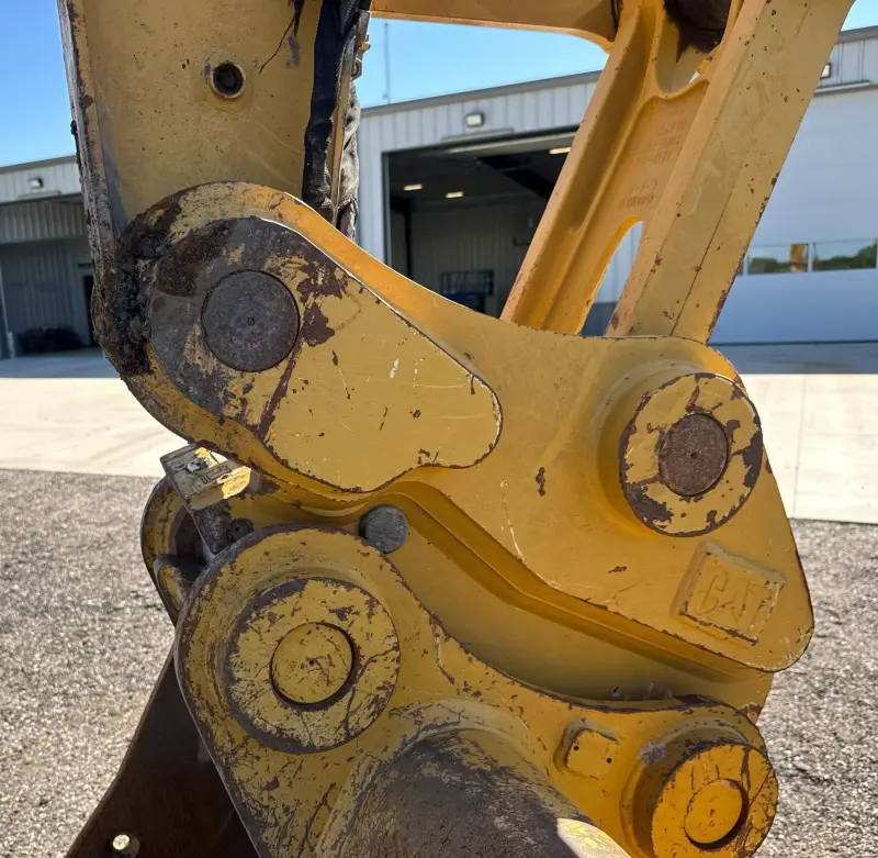 2018 Caterpillar 320 photo 17
