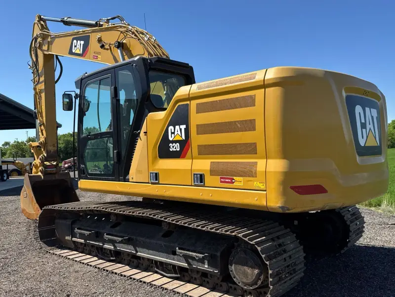 2018 Caterpillar 320 photo 6