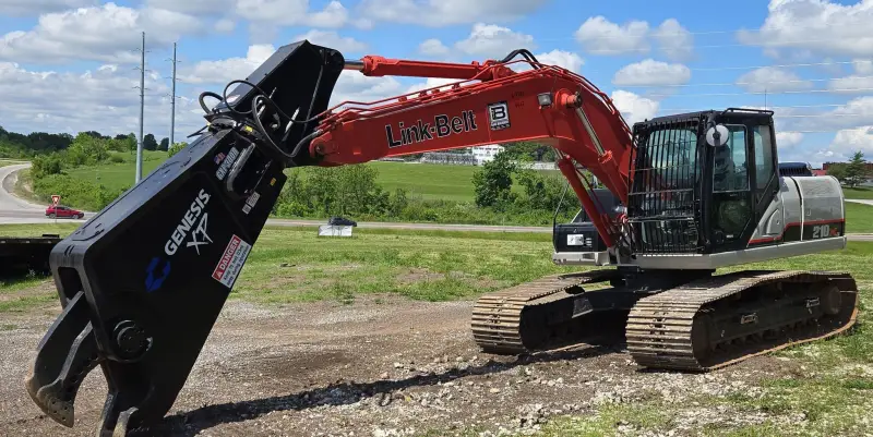 2014 Link-Belt 210X3 photo 1