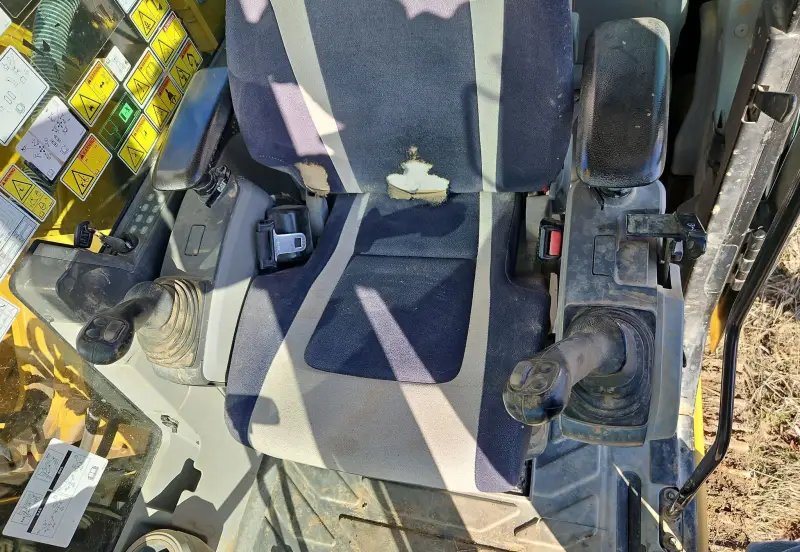 2016 Caterpillar 323FL photo 34