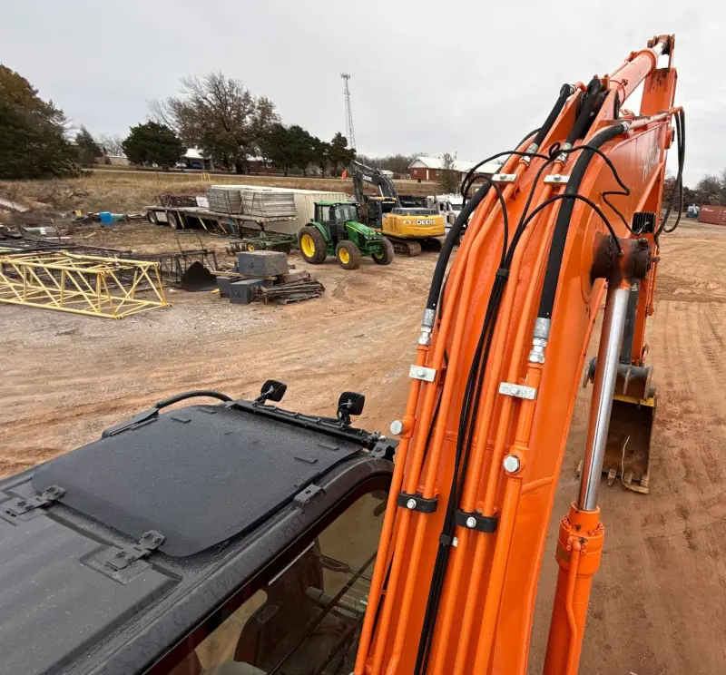 2021 Hitachi ZX160LC-6N photo 45