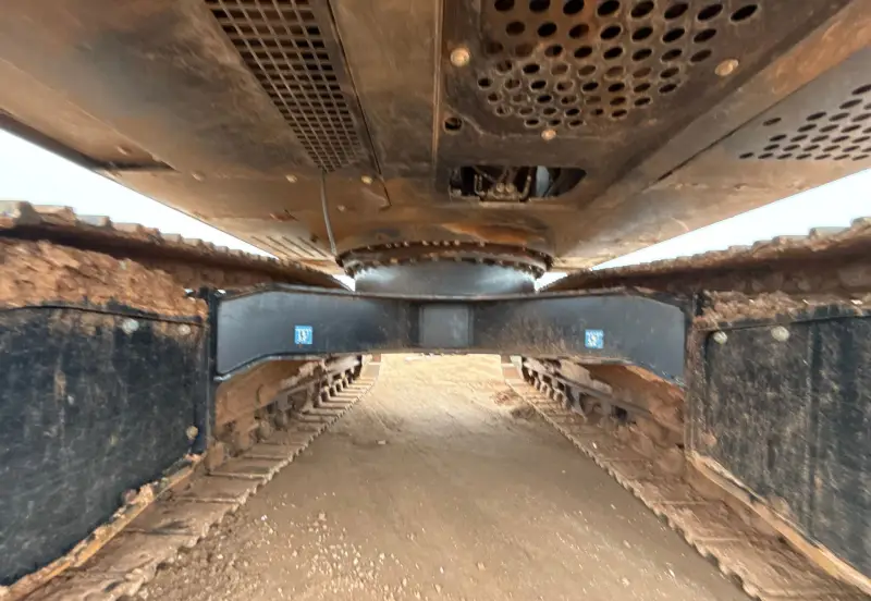 2021 Hitachi ZX160LC-6N photo 40