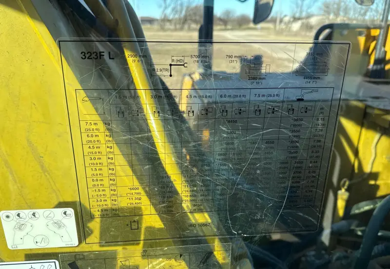 2017 Caterpillar 323FL photo 41