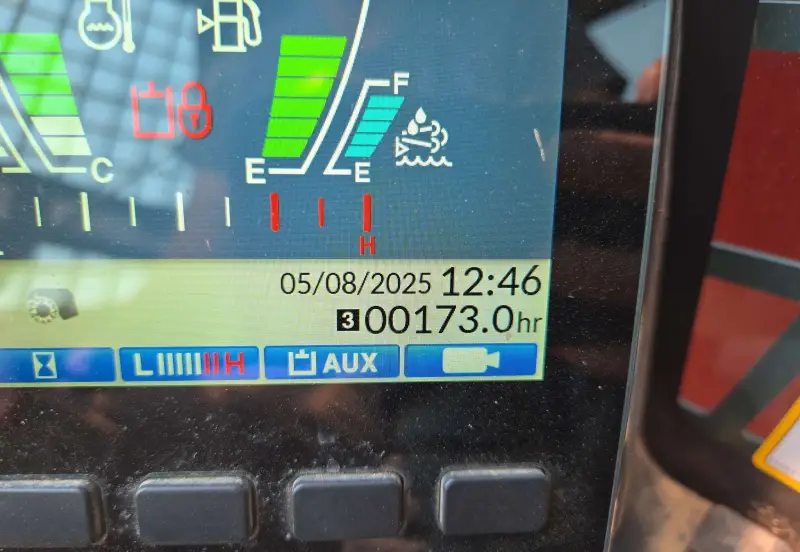 2023 Takeuchi TL12R-2 photo 59