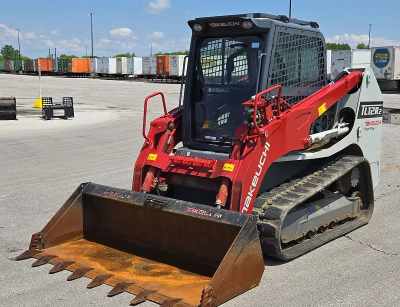 2023 Takeuchi TL12R-2 photo 1