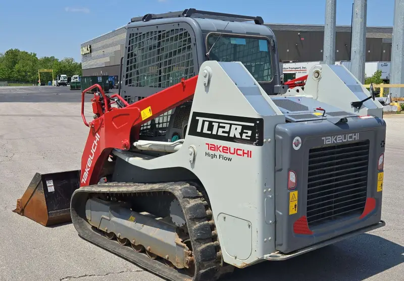 2023 Takeuchi TL12R-2 photo 7