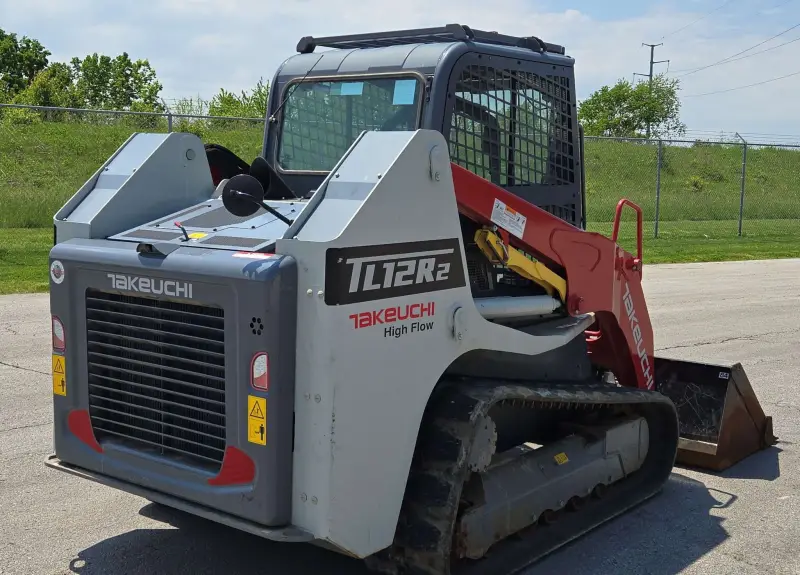 2023 Takeuchi TL12R-2 photo 5