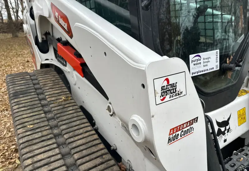 2024 Bobcat T770 photo 33