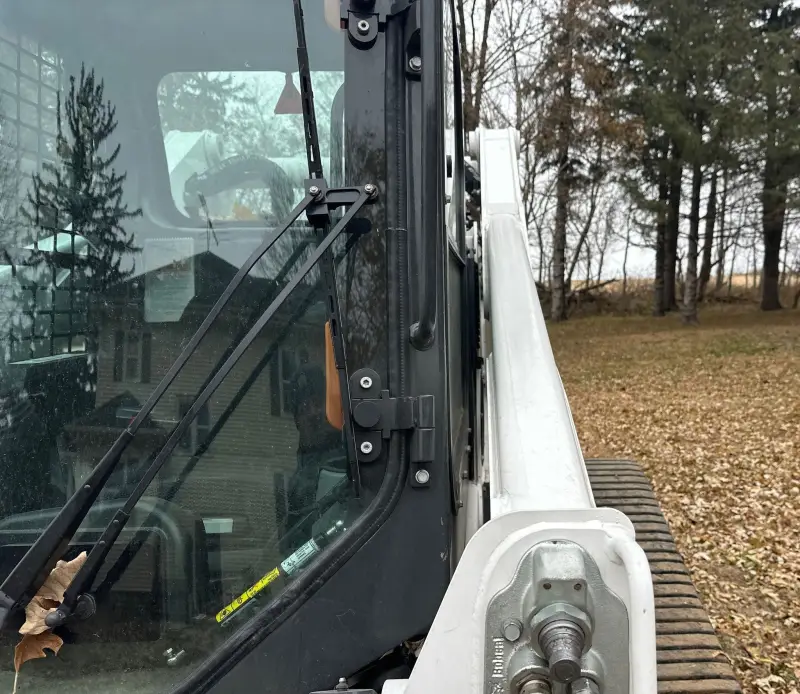 2024 Bobcat T770 photo 18