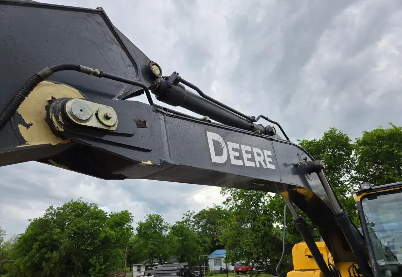 2014 John Deere 210G LC photo 13