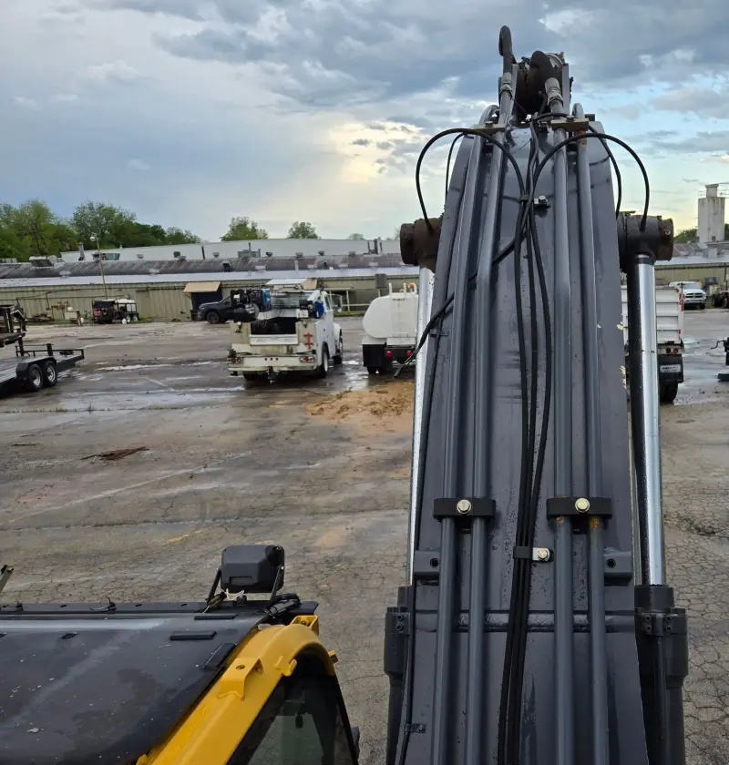 2014 John Deere 210G LC photo 9