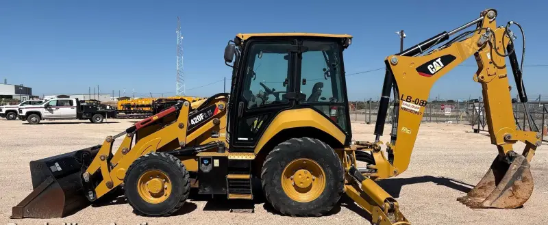 2019 Caterpillar 420F2 IT photo 8