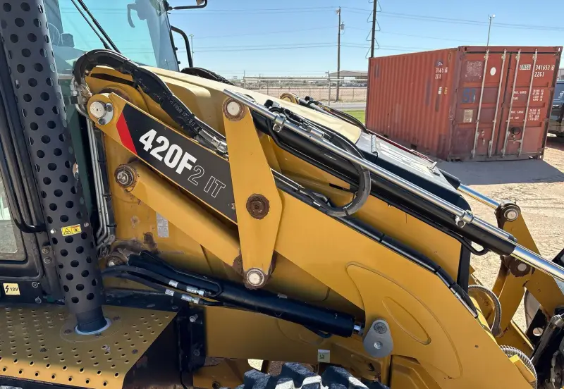 2019 Caterpillar 420F2 IT photo 27