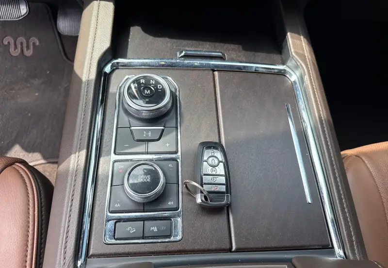 2024 Ford Expedition King Ranch photo 25