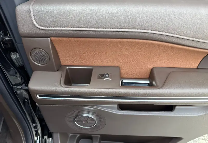 2024 Ford Expedition King Ranch photo 38